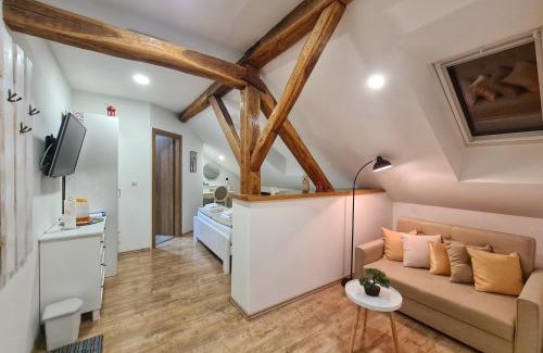 Slunj House | Rooms Garden