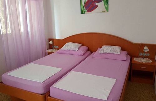 Lopud Island House | Rooms Milena - Double or Twin Room with External Private Bathroom