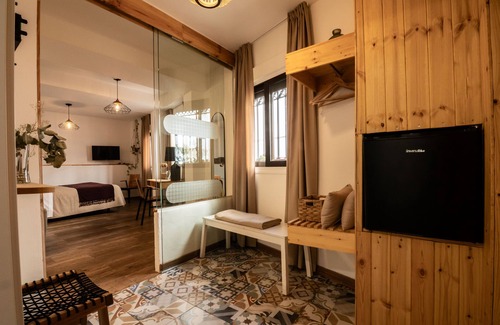 Central District House | Rooms VITA & BAR