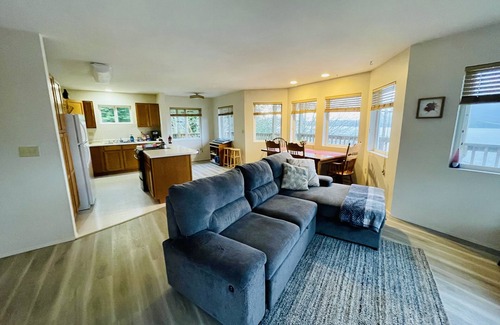 Ketchikan Apartment | Rooms With A View