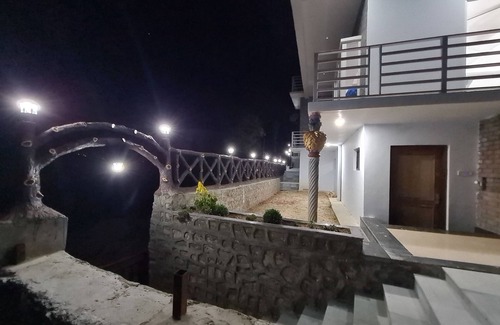 Kaul House | Rooms with Himalayan view at the height of 7050 feet