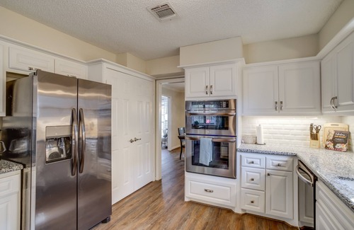 Houston House | Roomy Houston Rental w/Home Office & Private Pool