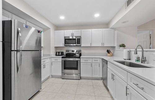 Seabreeze Park Condo | Roomy Oceanfront 2/2 condo with Million Dollar views in fabulous Daytona Beach!