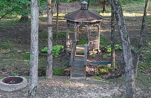 Heber Springs House | Roomy ,Private ,Rustic , country Home. Perfect Hideaway.