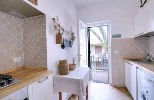 Castiglione della Pescaia House | Rosanna sea view terrace and 2 parking spaces