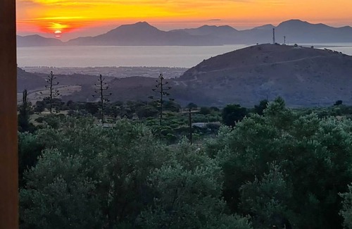 Lagoudi Zia Villa | Rosa Rossa With Private Pool Jacuzzi Sea view Villa Rosa