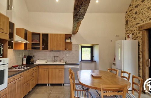 Moulares House | Rosalie - MOULARES - Gîte