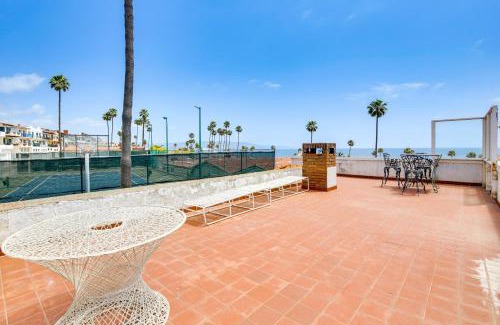 Las Gaviotas House | Rosarito Beach Home in Las Gaviotas with Ocean Views