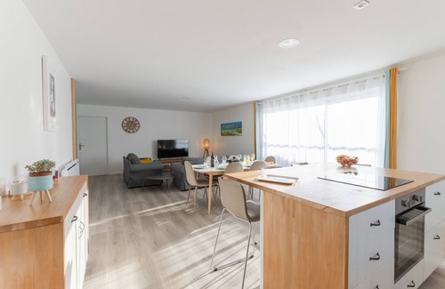 Ploudalmezeau Apartment | ROSCAROC ENEZ HIR - Charming T4 near to the beach