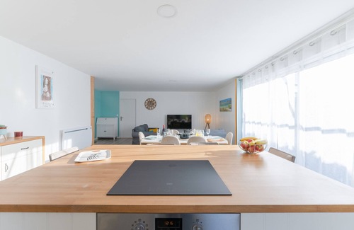 Ploudalmezeau Apartment | ROSCAROC ENEZ HIR - Charming T4 near to the beach