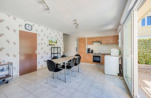 Gagnieres House | Rose at the Domaine des Fleurs flower estate