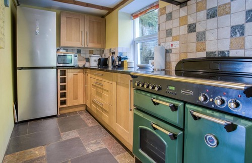 Parkmill Cottage | Rose Cottage - 3 Bedroom Cottage - Parkmill