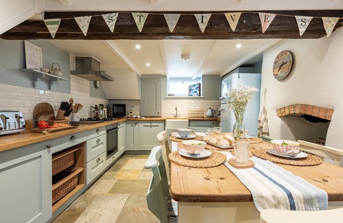 St Ives House | Rose Cottage, a luxury cottage to sleep a family of four in the heart of St Ives, with allocated parking