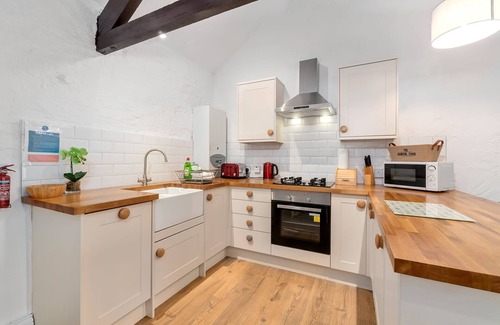 Paignton Apartment | Rose Cottage in Marldon, Paignton, Devon