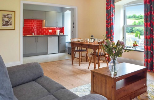 Llanfynydd Cottage | Rose of Sharon - UK47135