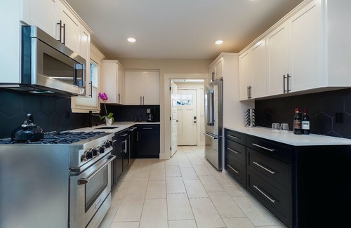 Walla Walla House | Rose Street Retreat- 2 blocks from downtown- Dog Friendly