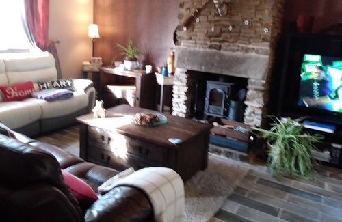 Drybrook Cottage | Rose Villas is situated in Drybrook a small village in The Royal Forest of Dean