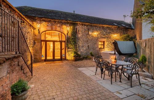 Penrith House | Rose Walls