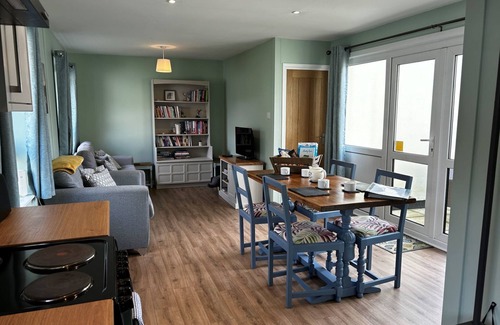 Liskeard House | Rosecraddoc Lodge by Interhome