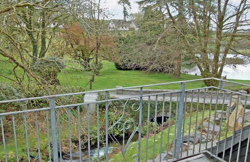 Liskeard Cottage | Rosecraddoc Manor - Riverbank