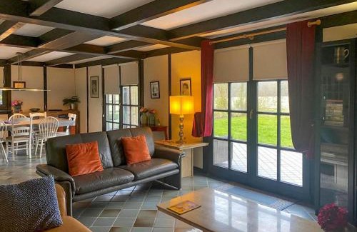 Bruinisse House | Rosegarden