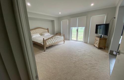 Millfield House | Rosehill Vines