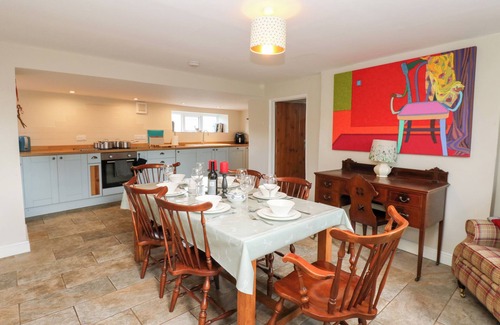Redmire Cottage | ROSEMARY COTTAGE, pet friendly, with open fire in Leyburn