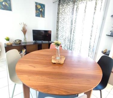 Roseraie Apartment | Roseraie T2 Wifi Parking Clim