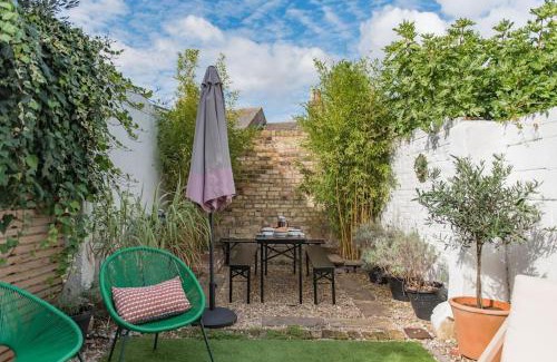 Deal House | Rosewood