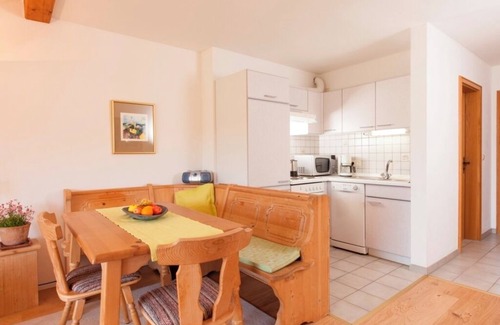 Breitbrunn a. Chiemsee Apartment | Rosl vacation apartment, 45 sqm for 2-3 people in the attic