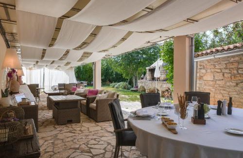 Smoljanci Bed & Breakfast | Rosmarinus