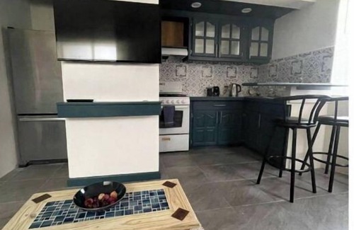 Haggatt Hall Apartment | Ross university US embassy 7 min drive available from 1st of October long term