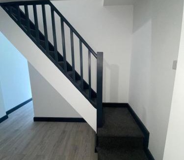 Hanley House | Rossy Guest House