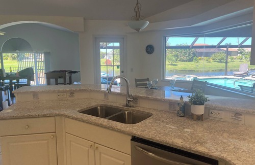 Long Meadow House | Rotonda Family Retreat - Panoramic Canal Views