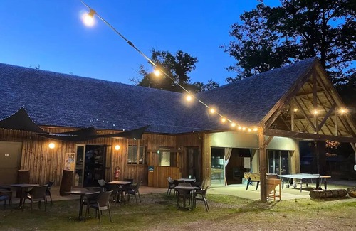 Sille-le-Guillaume Cabin | Roulotte - 2 Bedrooms 4 people