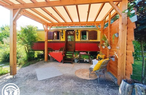 Lendou-en-Quercy House | Roulotte de la Paille