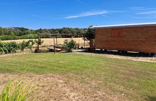 Fuveau Ski Chalet | Roulotte en bois