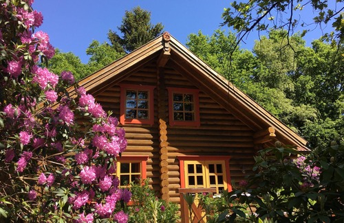 Mollberg House | Round log block Haus am Waldsee