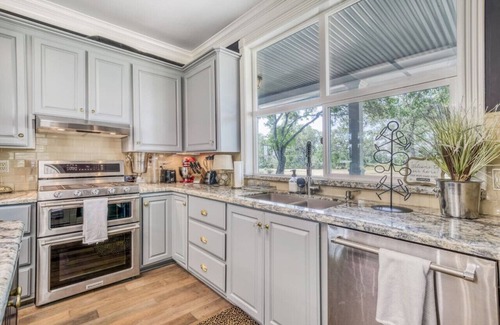 Ledbetter House | Round Top, This is the PLACE!