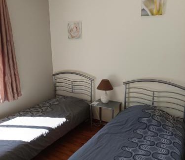 Alzon Hotel | Route 999