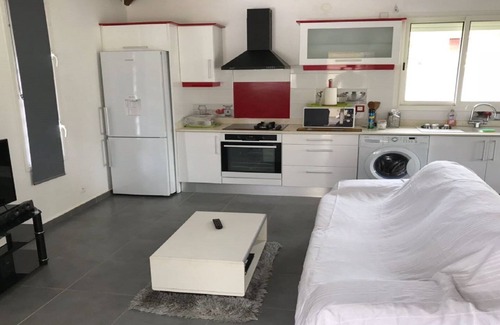 Petit-Bourg House | Routh'Tibou bungalow - Car rental possible