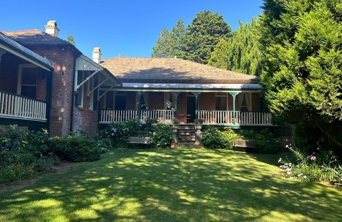 Blackheath House | Rowan Brae Historic Guesthouse