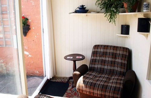 Glastonbury Cottage | Rowan Cottage, Ideal Holiday Accommodation in Glastonbury, Somerset