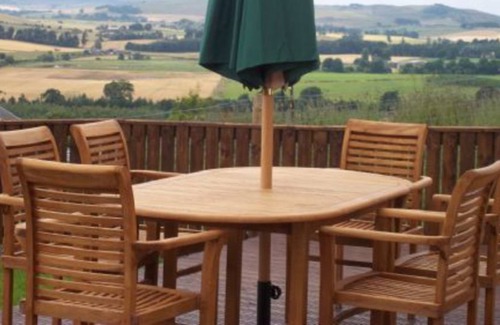 Cupar Cottage | Rowan Tree Cottage with Hot Tub near Cupar, Fife