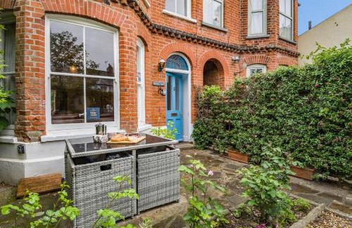 Southwold House | Rowan Villa