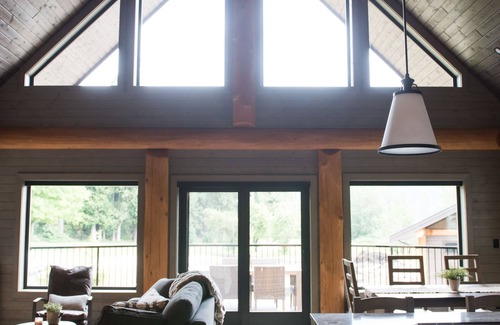 Harrison Mills Bed & Breakfast | Rowena's Inn On The River