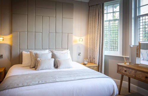 Rowton Hotel | Rowton Hall Hotel and Spa