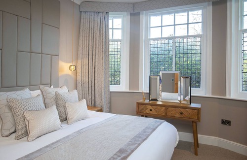 Rowton Hotel | Rowton Hall Hotel and Spa