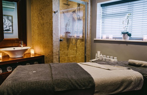 Rowton Hotel | Rowton Hall Hotel and Spa