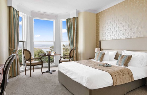 Exmouth Hotel | Royal Beacon Hotel